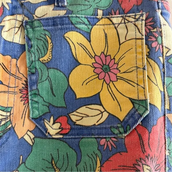 Mother The Hustler Patch Pocket Ankle in Fresh Blooms - Picture 7 of 11